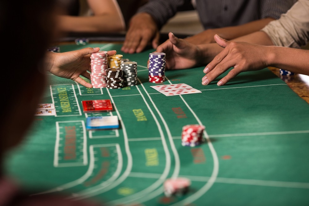 Baccarat là gì? Các thuật ngữ trong Baccarat